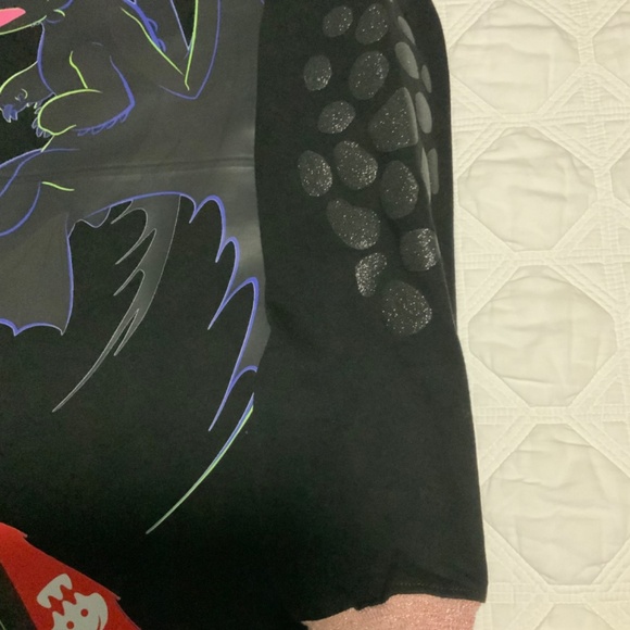 How to train your dragon toothless jersey - Picture 5 of 10